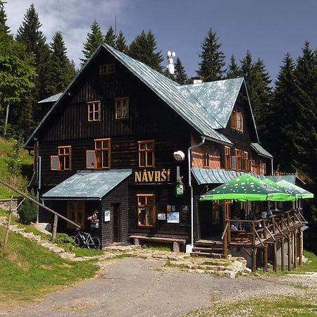 Отель Horska Chata Navrsi Старе-Место Экстерьер фото